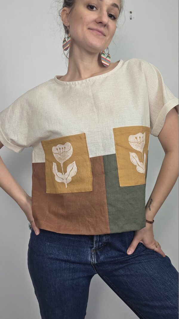 Lniany T-shirt 4 kolorowy z kieszeniami - obrazek 2