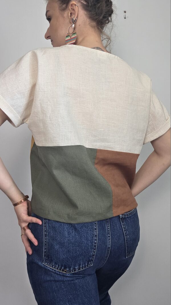Lniany T-shirt 4 kolorowy z kieszeniami - obrazek 6